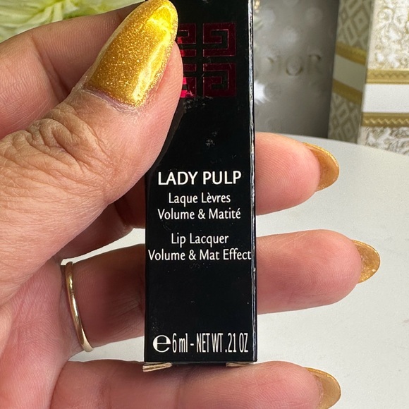 Givenchy lady pulp lip lacquer color:704 lady copper new in box - Picture 5 of 5